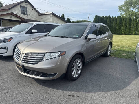 2018 Lincoln MKT Reserve