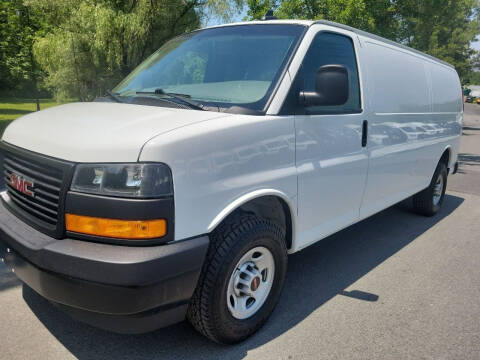 2022 GMC Savana 2500