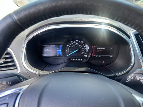 2020 Ford Edge Titanium
