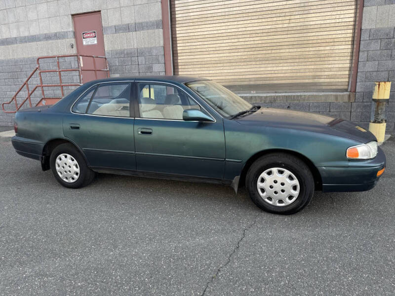 1996 Toyota Camry LE