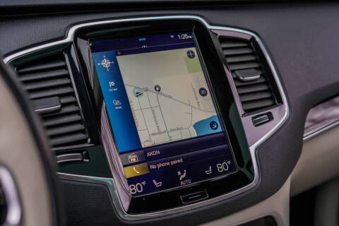 2018 Volvo XC90 T6 Momentum