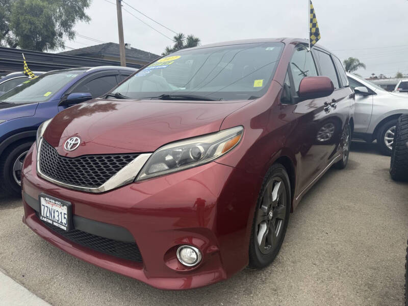2017 Toyota Sienna SE Premium 8-Passenger
