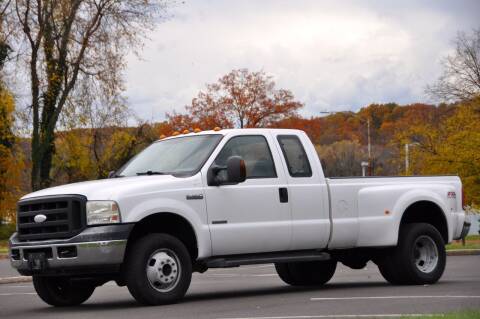 2007 Ford F-350 Super Duty for sale at T CAR CARE INC in Philadelphia PA