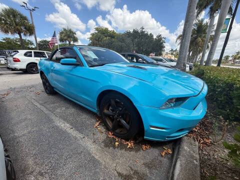2014 Ford Mustang V6
