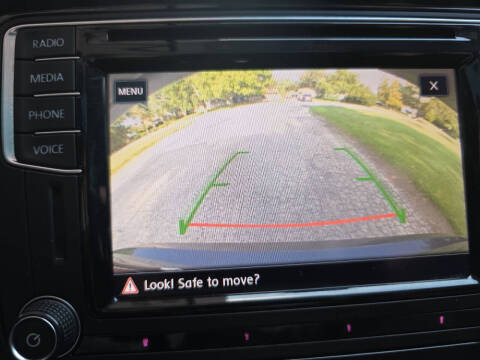 2018 Volkswagen Passat 2.0T SE