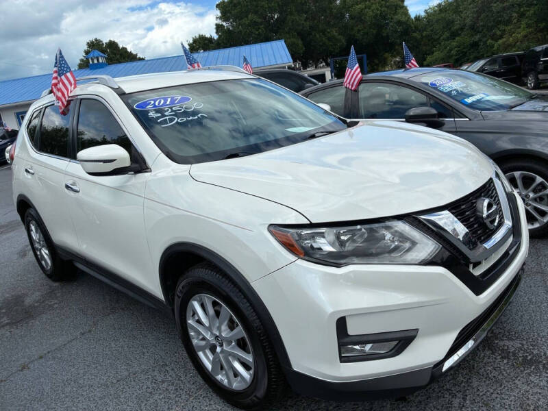 2017 Nissan Rogue SV