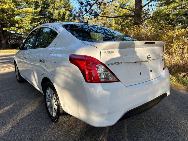2018 Nissan Versa