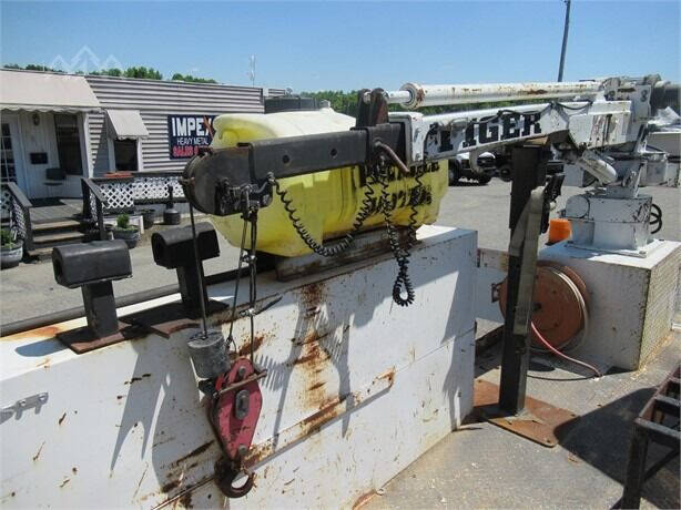 2004 Sterling Acterra