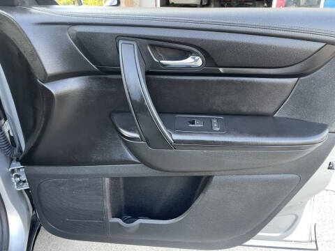 2015 GMC Acadia SLE-2