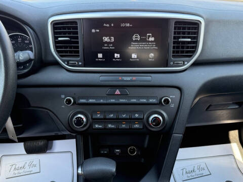 2022 Kia Sportage LX