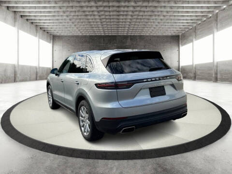 2023 Porsche Cayenne E-Hybrid