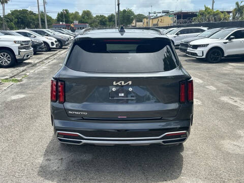 2023 Kia Sorento SX