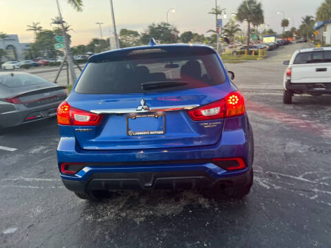 2019 Mitsubishi Outlander Sport SE