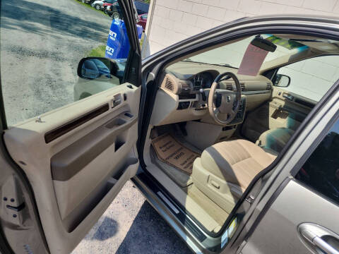 2006 Mercury Monterey Luxury