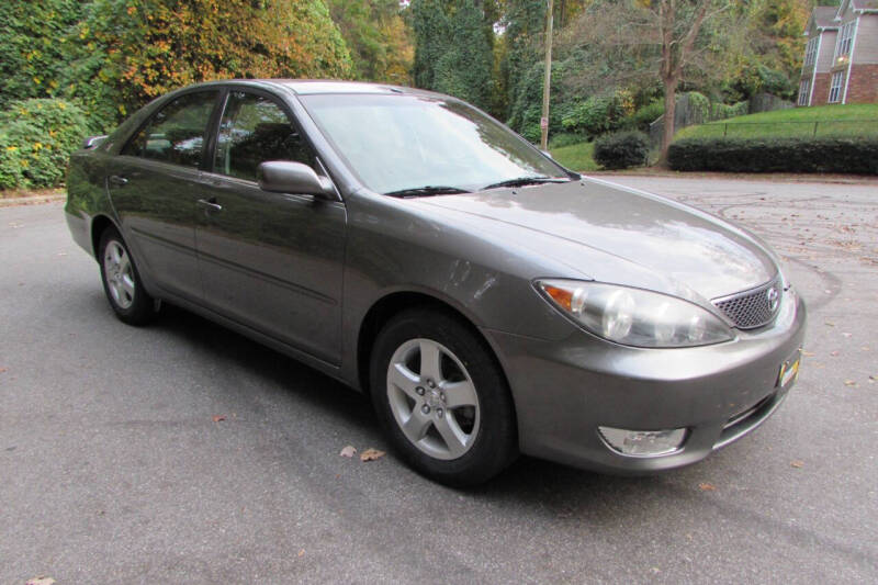 2005 Toyota Camry SE photo 8