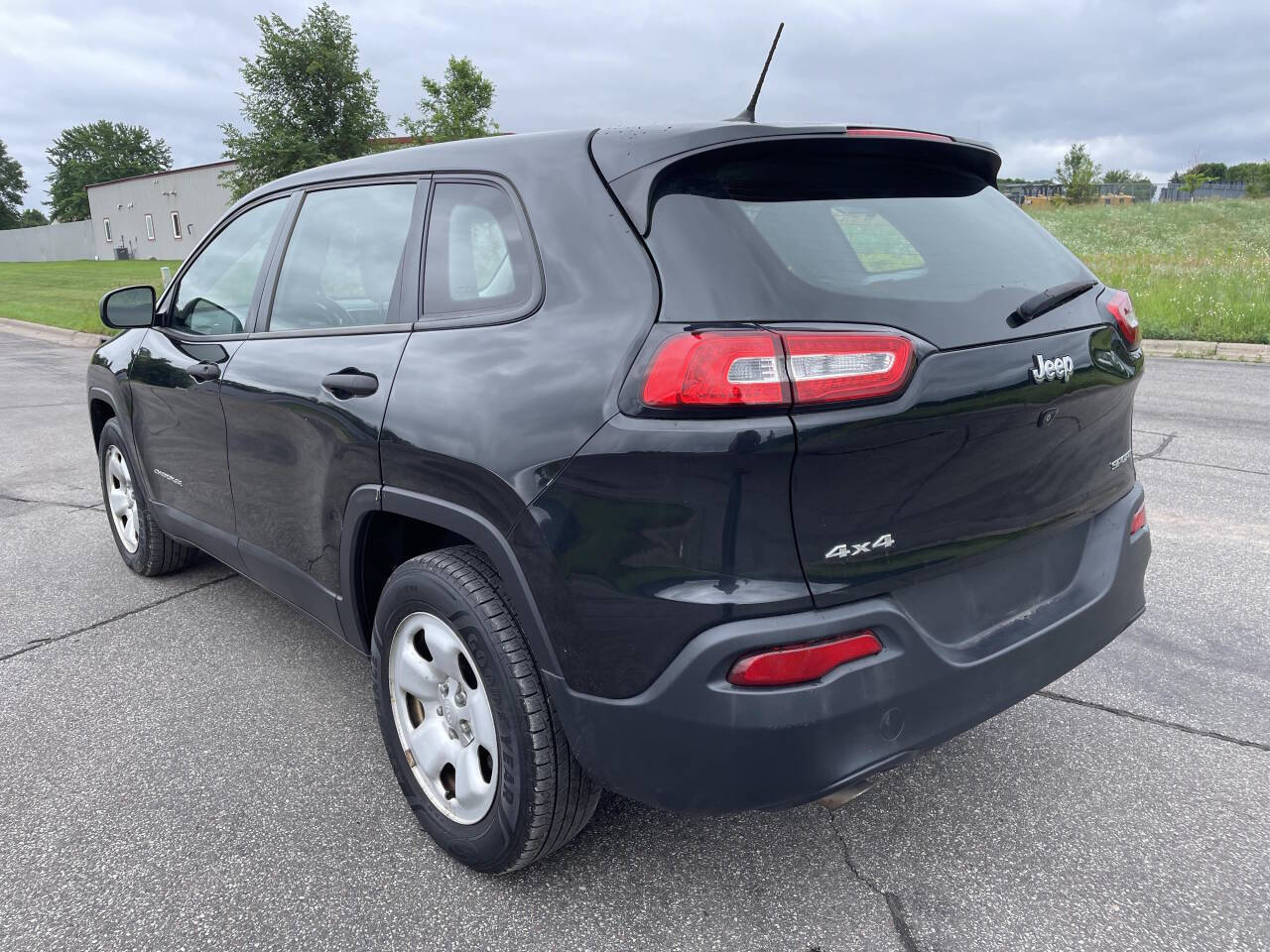 2014 Jeep Cherokee for sale at Twin Cities Auctions in Elk River, MN