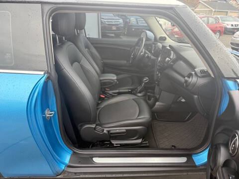 2016 MINI Hardtop 2 Door Cooper