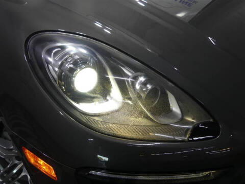 2016 Porsche Macan S