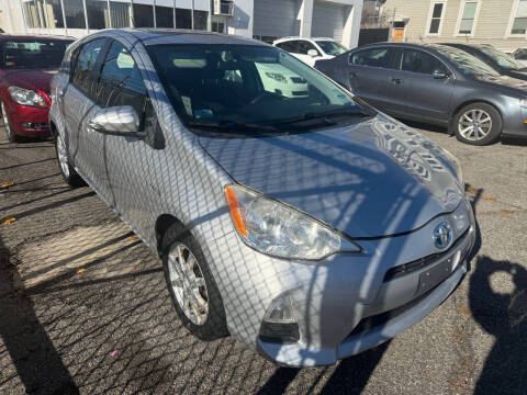 2013 Toyota Prius c Four