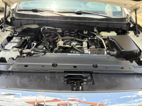2017 Nissan Titan