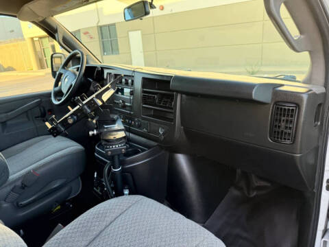 2021 Chevrolet Express 2500