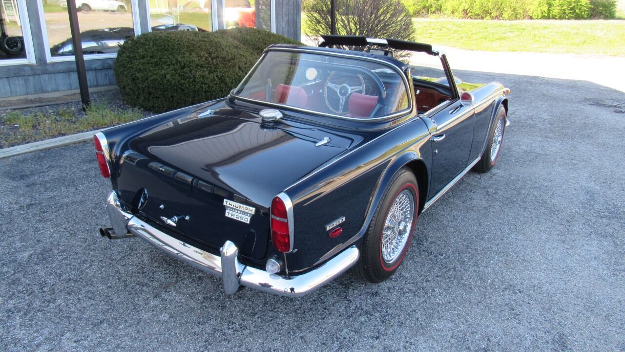 1968 Triumph TR250 41