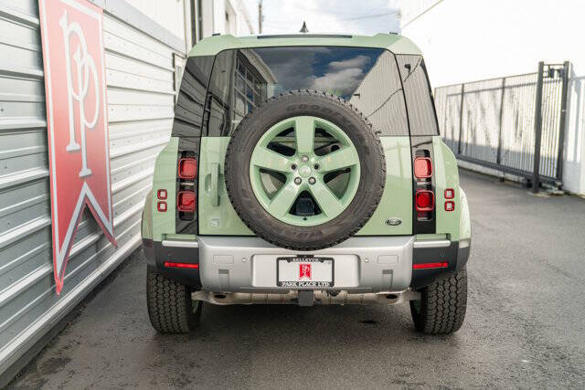 2023 Land Rover Defender 47