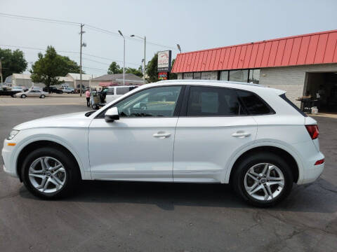 2018 Audi Q5 for sale at Select Auto Group in Wyoming MI