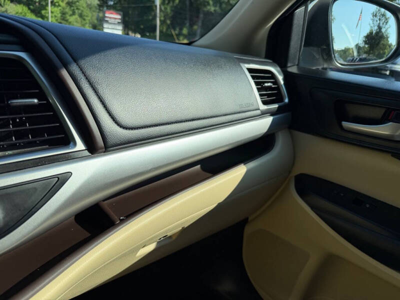 2016 Toyota Highlander XLE