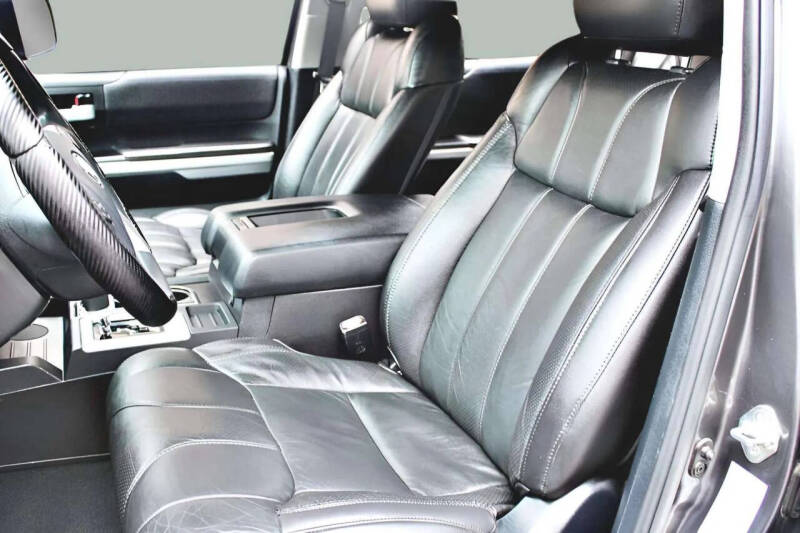 2014 Toyota Tundra SR5