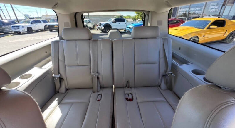 2013 Chevrolet Suburban LT