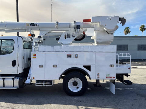 2015 Freightliner M2 106