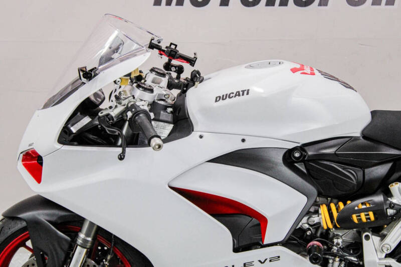 2021 Ducati Panigale V2