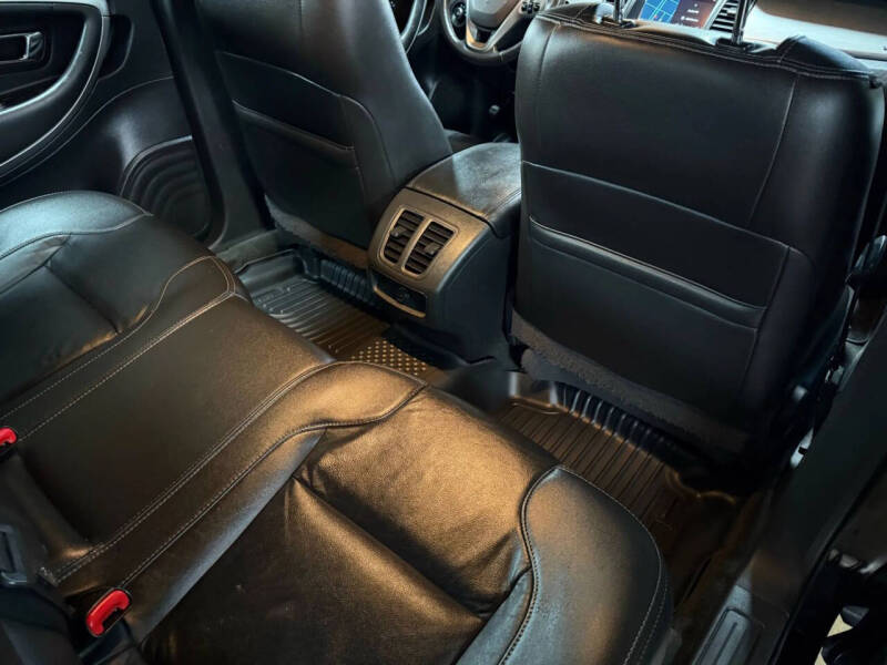 2016 Ford Taurus SEL