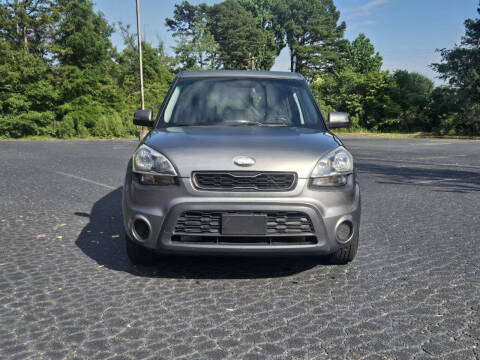 2013 Kia Soul +