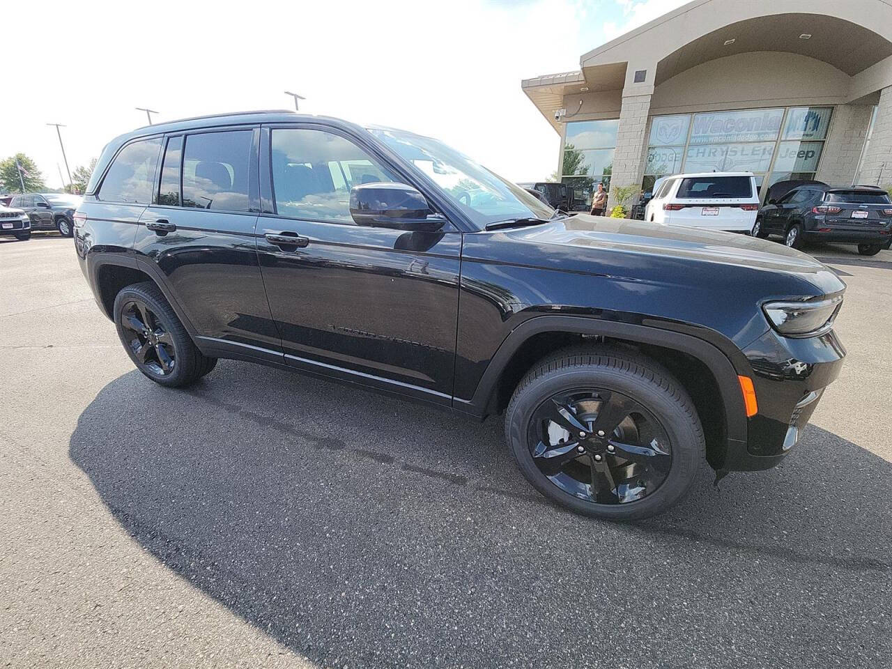 2024 Jeep Grand Cherokee for sale at Victoria Auto Sales in Victoria, MN