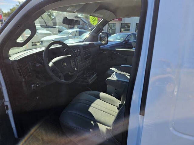 2017 Chevrolet Express 2500