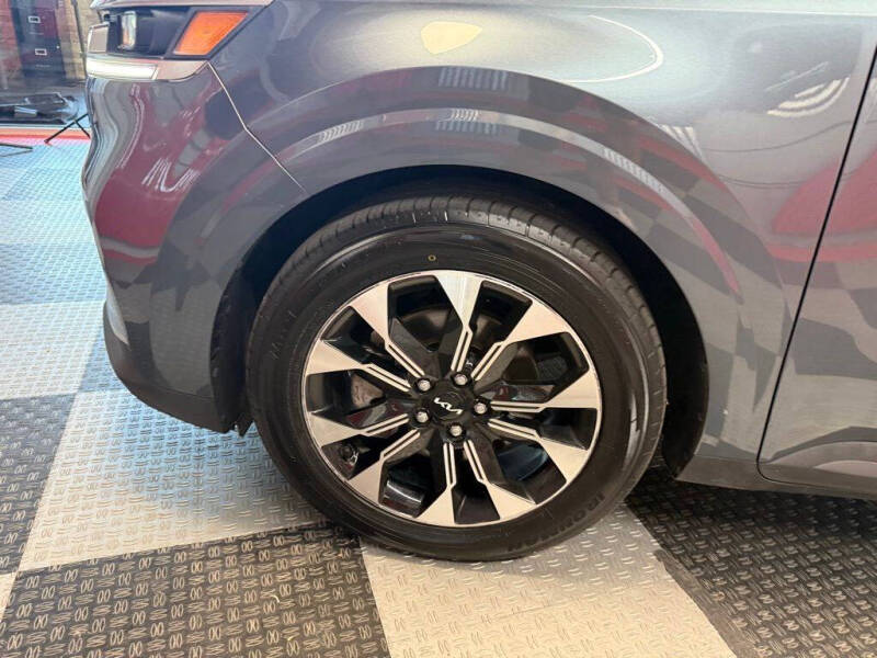 2022 Kia Carnival EX