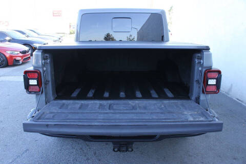 2021 Jeep Gladiator Overland