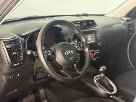 2017 Kia Soul +