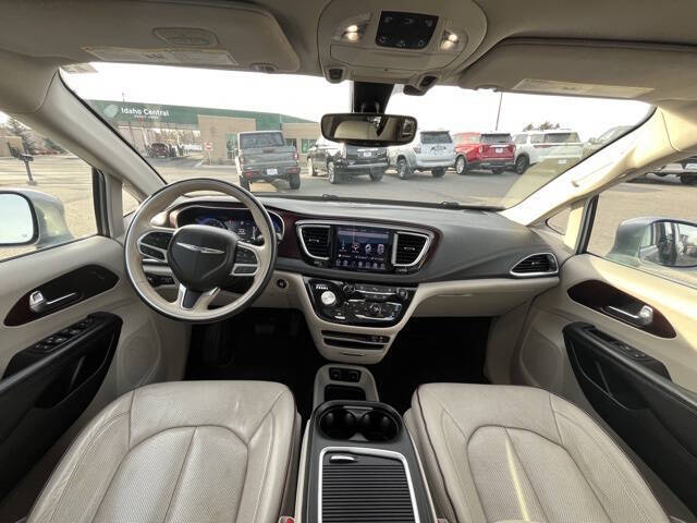 2020 Chrysler Pacifica Limited