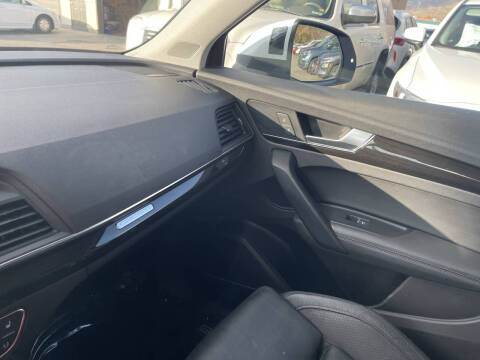 2019 Audi Q5 quattro Prestige 45 TFSI