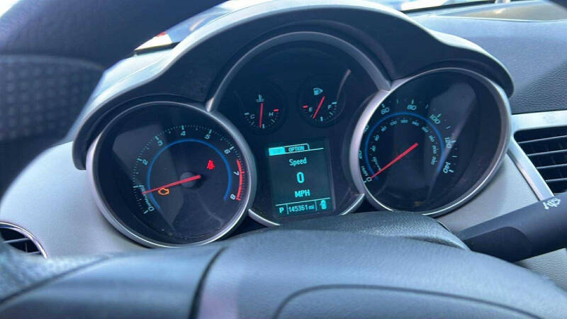 2013 Chevrolet Cruze LS Auto