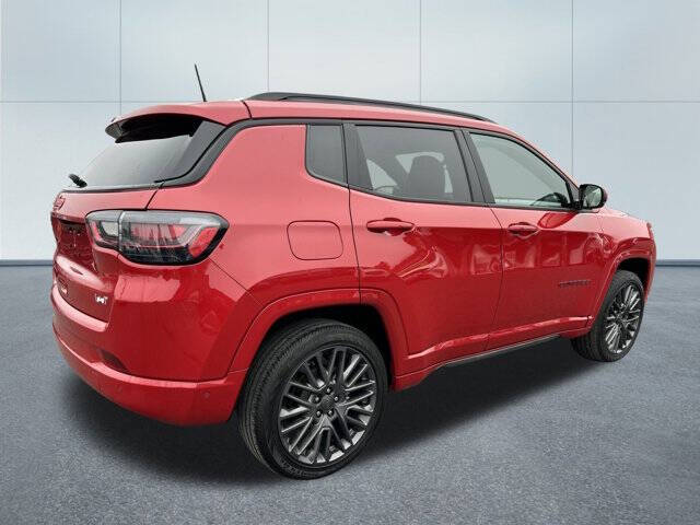 2023 Jeep Compass (Red) Edition