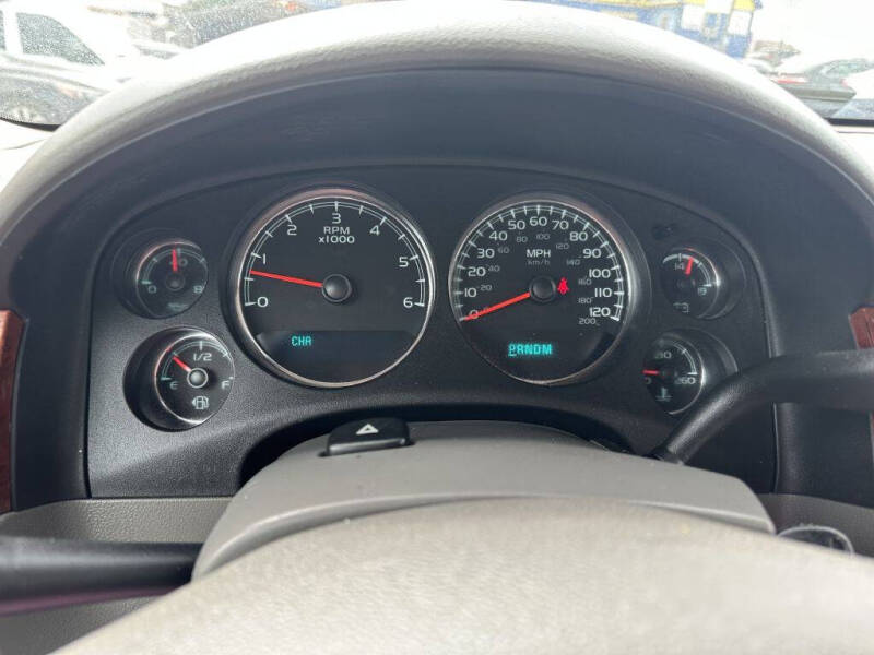 2014 Chevrolet Suburban LT