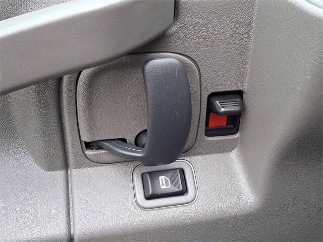 2024 Chevrolet Express LT 3500