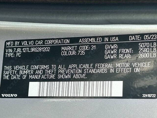 2024 Volvo S60 B5 Plus Dark Theme