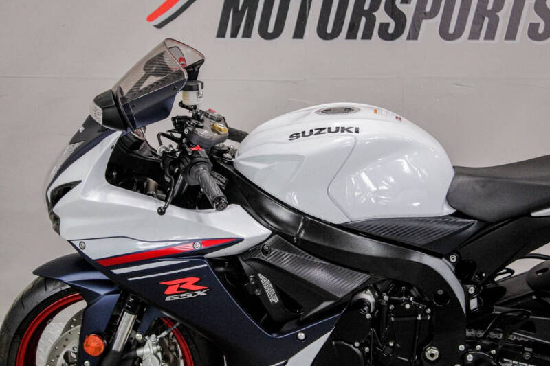 2025 Suzuki GSX-R600