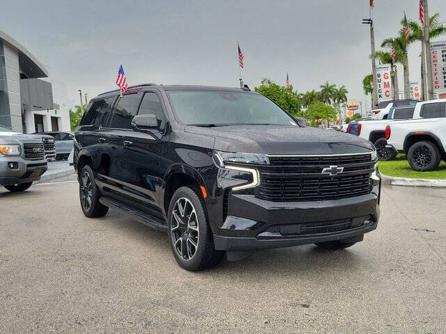 2024 Chevrolet Suburban RST