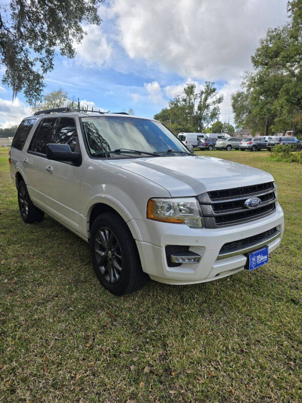 2017 Ford Expedition Limited's photo